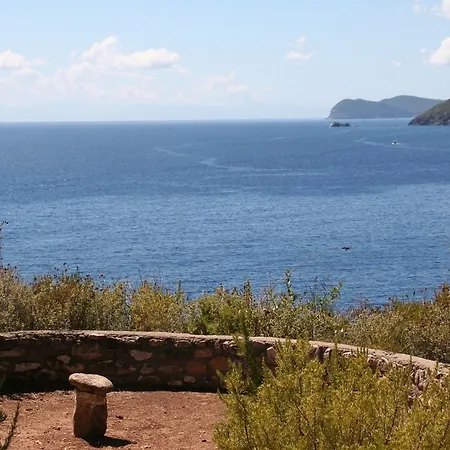 House With Direct Access And Private Terrace At Sea Only 10min From Capoliveri Tatil Evi *